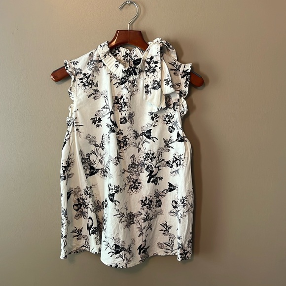 Pretty Tank - Picture 1 of 4